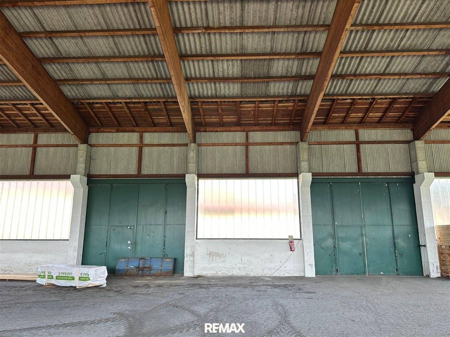 You have the business idea; we have the suitable premises / spaces
