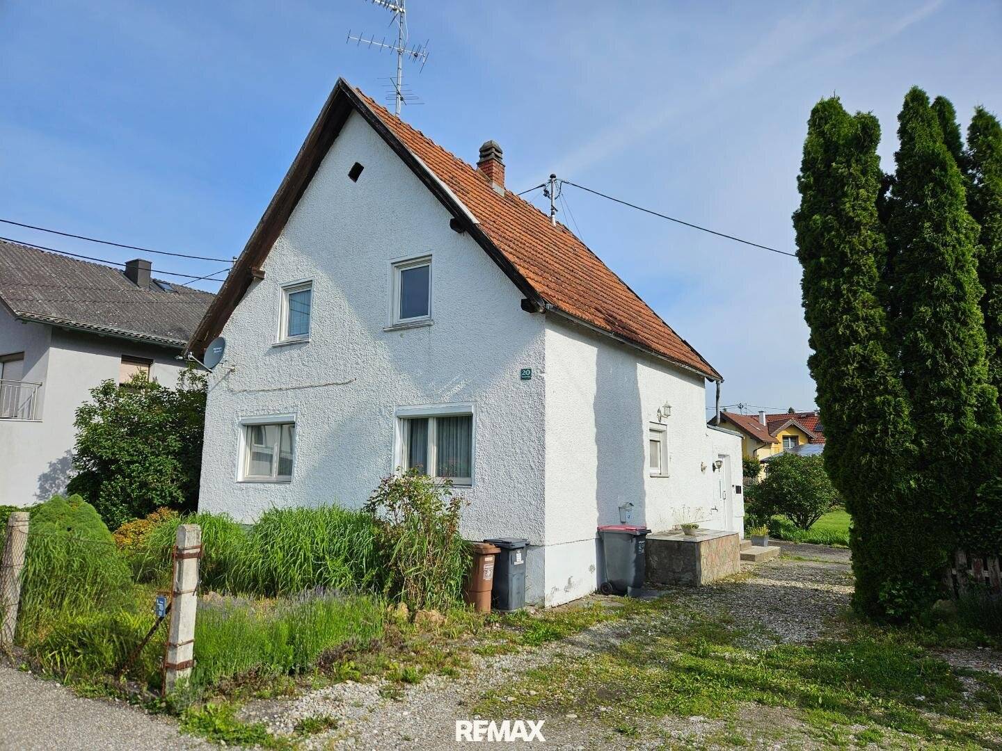 Small house in need of renovation in Ranshofen near Braunau