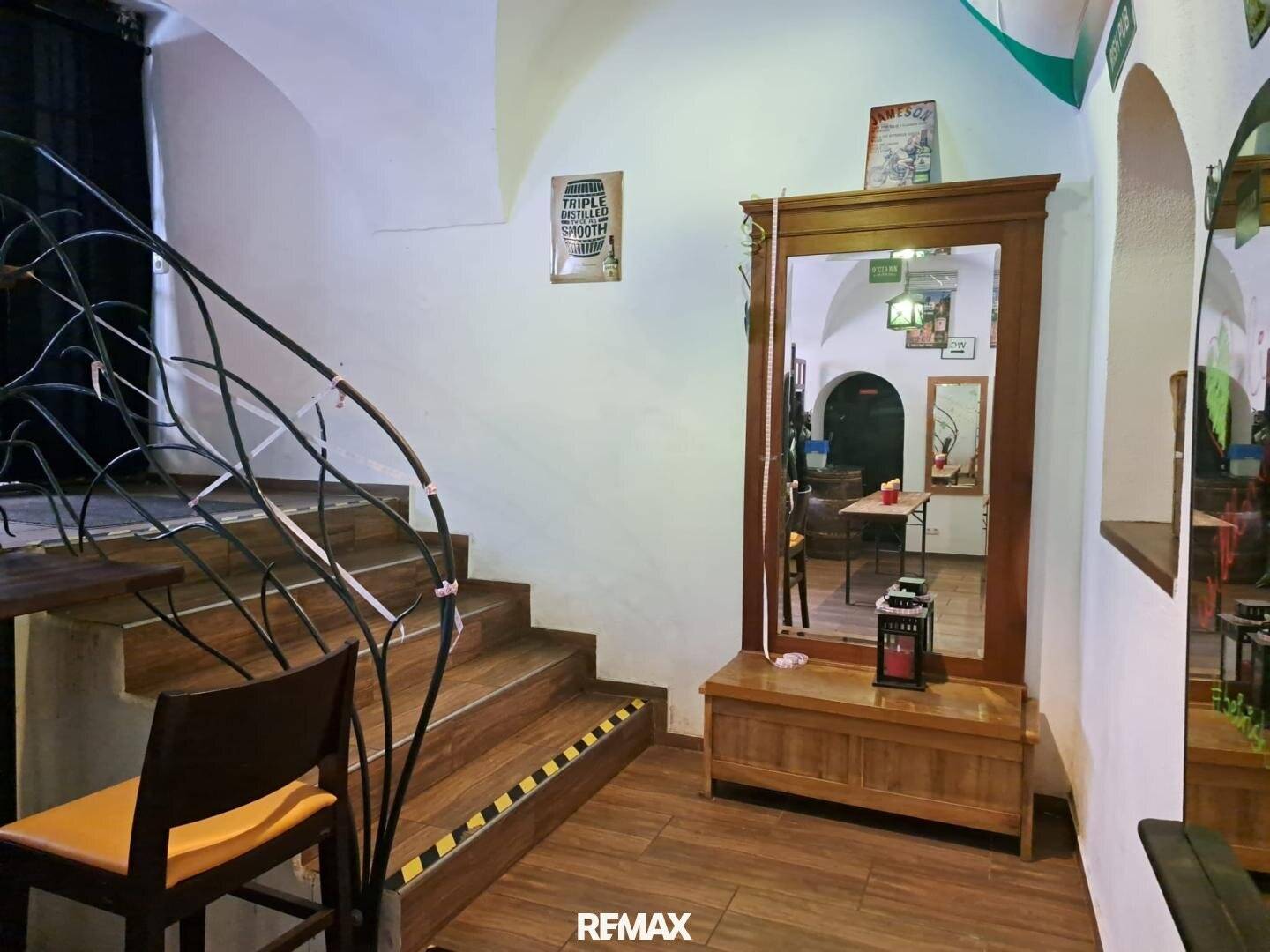 Gastronomie/Bar im Zentrum von Braunau – 70 Sitzplätze, Küche vorhanden