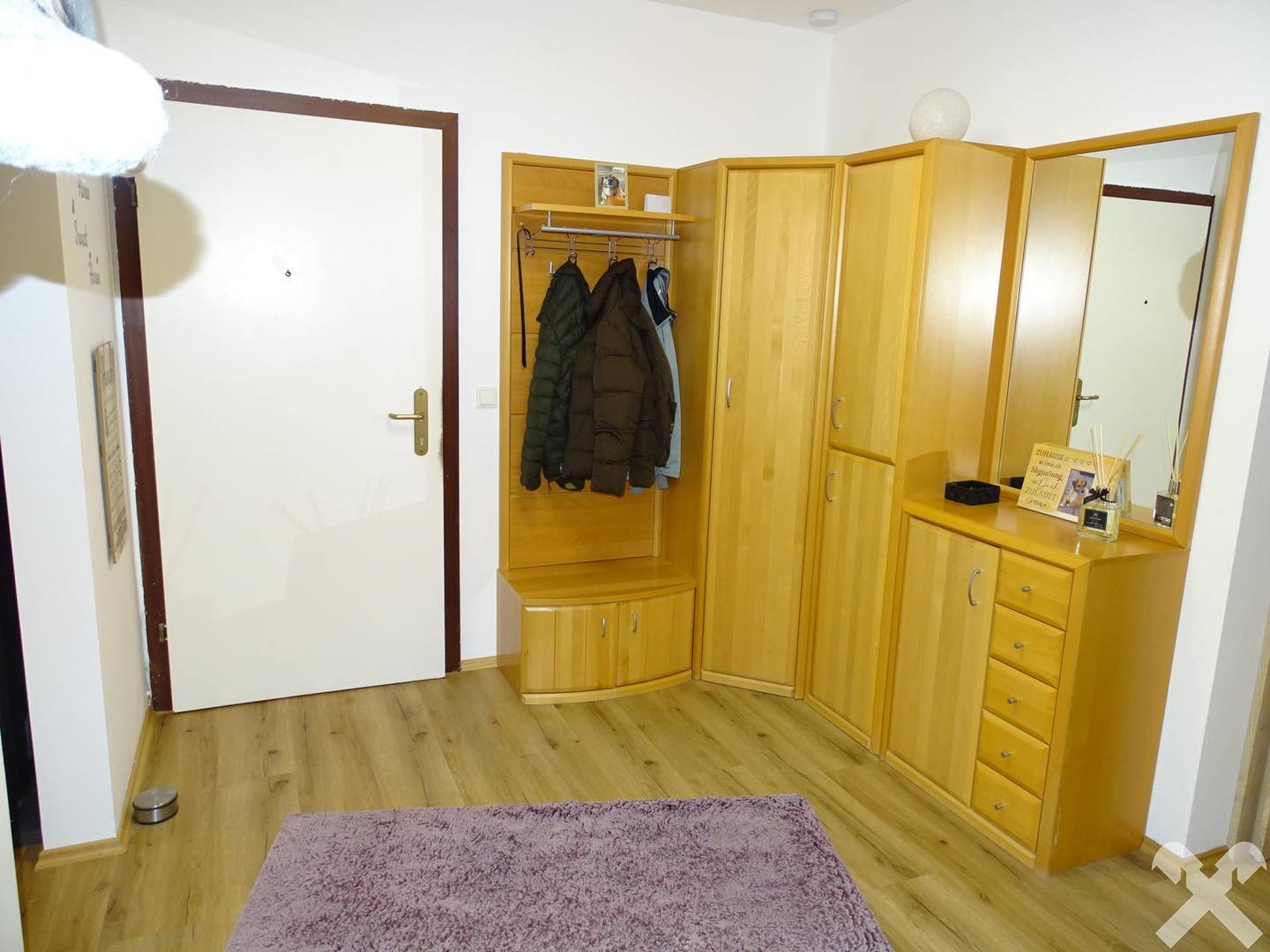 Kernsanierte Wohnung mit Luftwärmepumpe Balkon