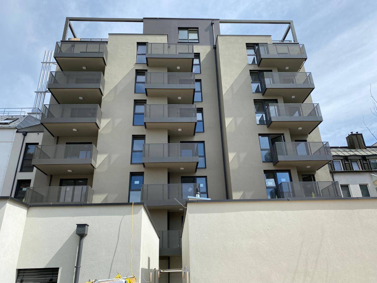 Penthouse with panoramic view two terraces commission free