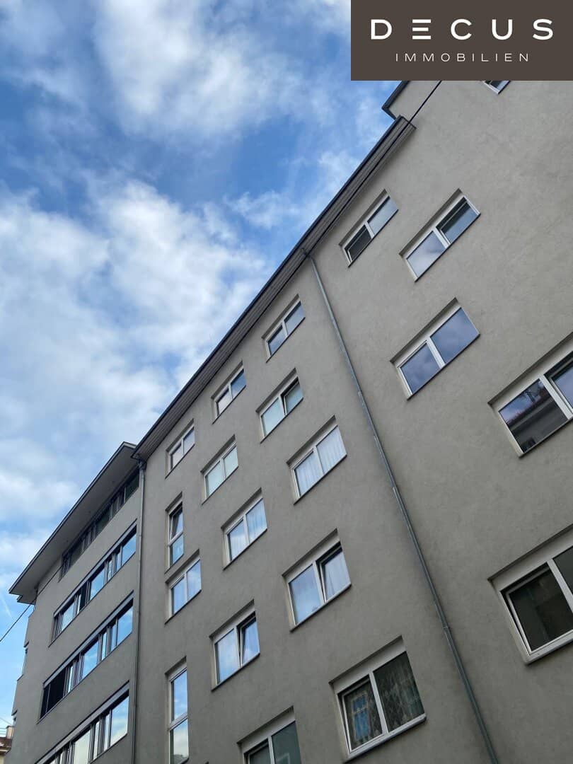 Helle Wohnung mit Loggia und separatem WC