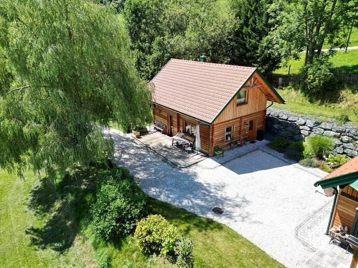 Kärnten St. Veit: Drei exklusive Landhäuser inmitten unberührter Natur