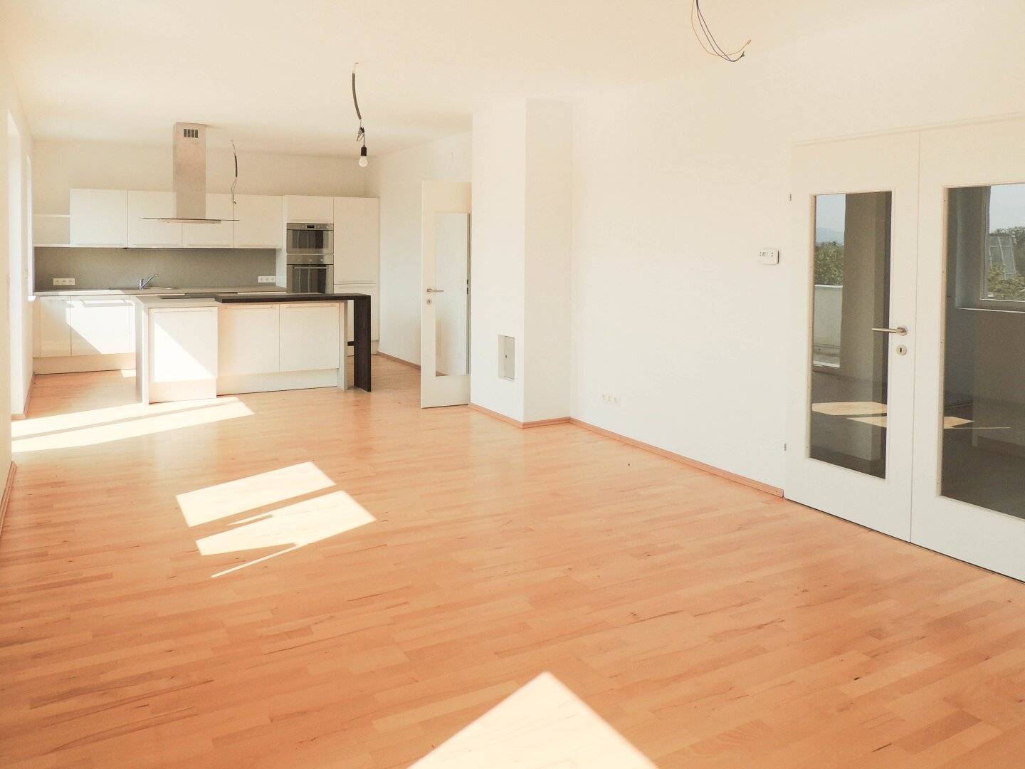 Großzügige 3-Zimmer Wohnung mit 2 herrlichen Terrassen!