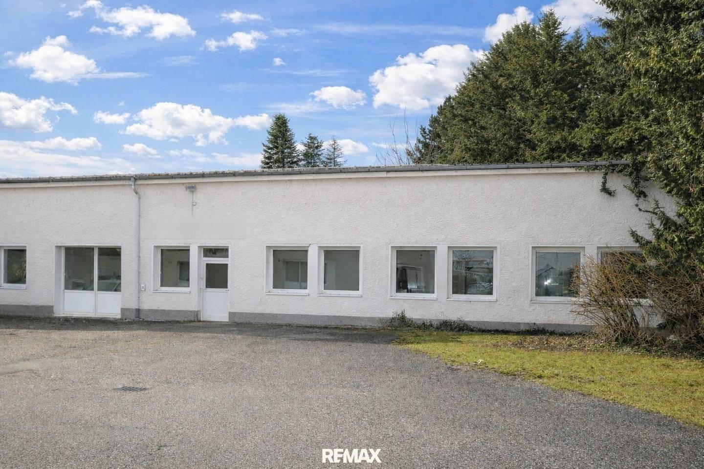 Gewerbeimmobilie: Büro/Lager mit Großraumnutzung in Wels, 173 m²