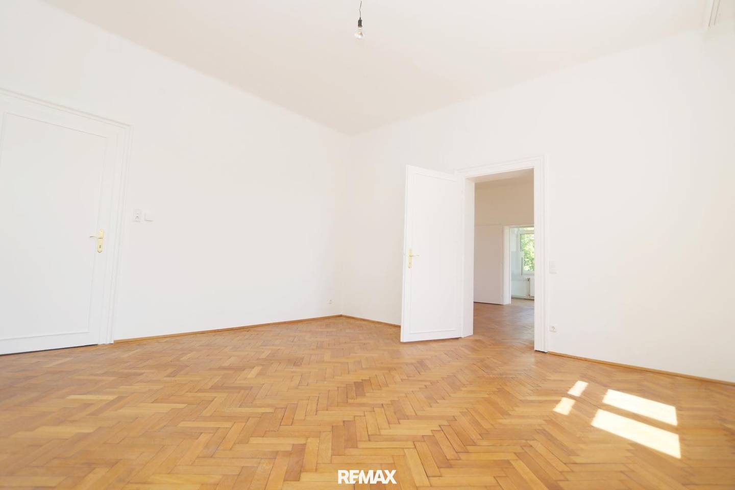 Apartment in Wels villa district with terrace