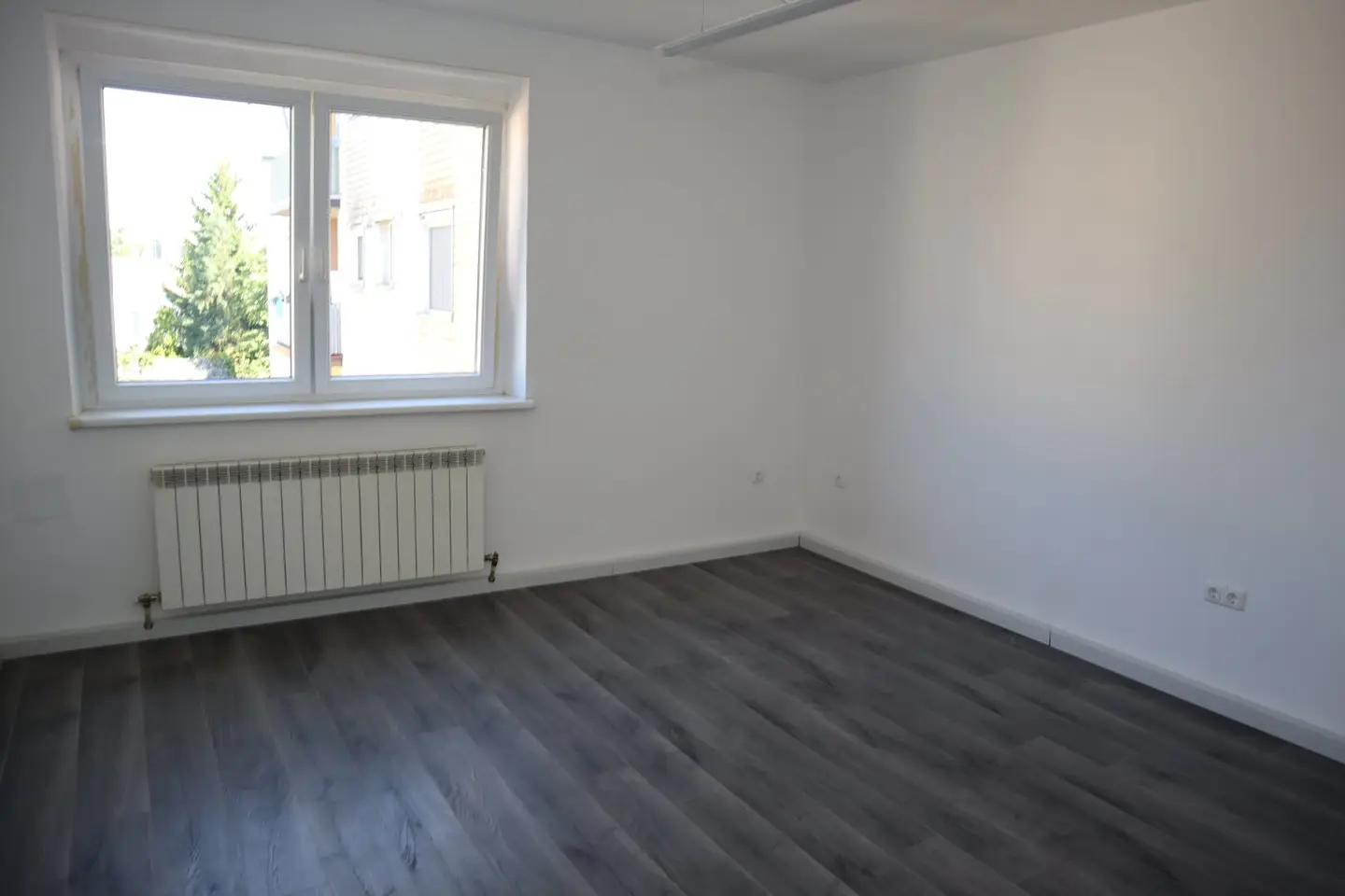 Renovated condominium in Leonding: 4 rooms ready to move in