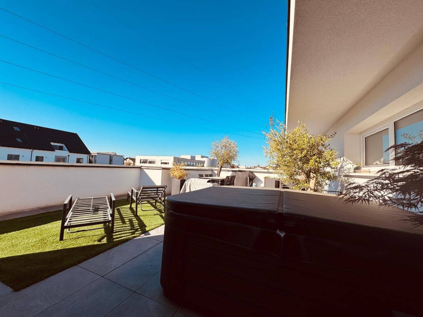 Penthouse mit Terrasse und Whirlpool