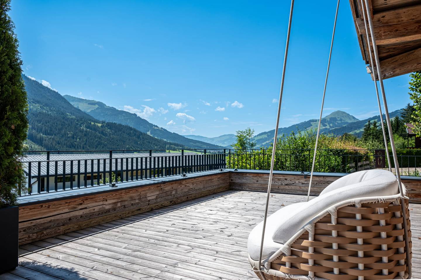 Luxuschalet am Sonnberg in Kirchberg mit Panoramablick und Wellness