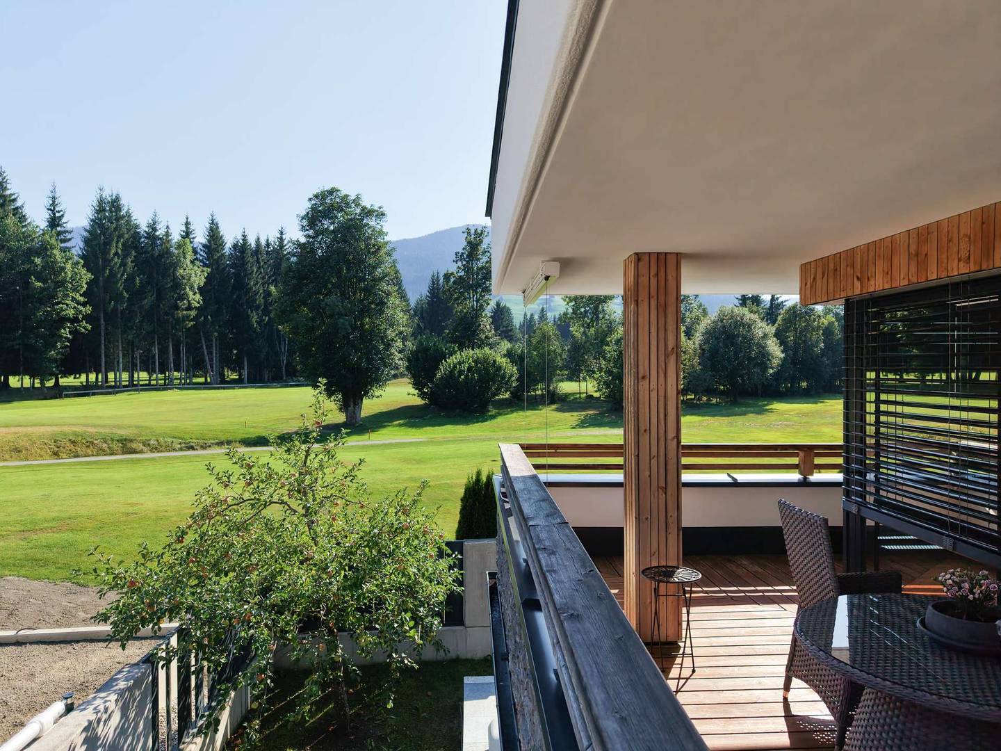 Wohnung am Golfplatz mit Terrassen Neuwertig
