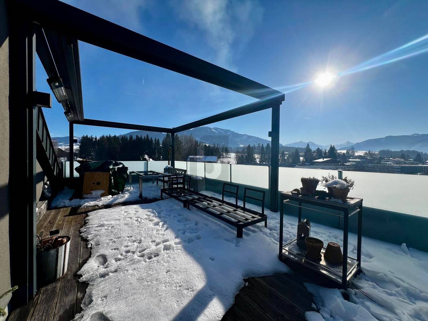 Zentrale Wohnung mit großer Dachterrasse