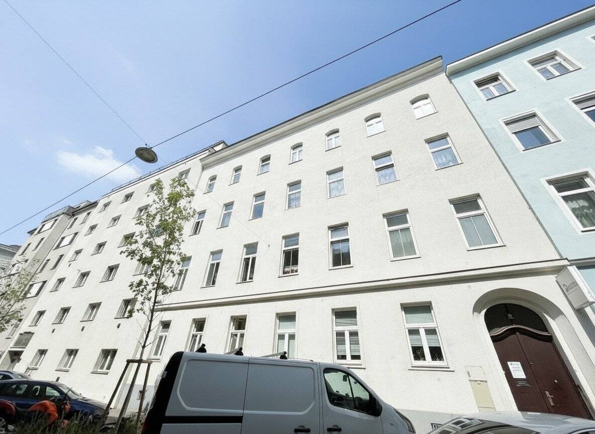 Dachgeschosswohnung Ausbaupotenzial 419 m²