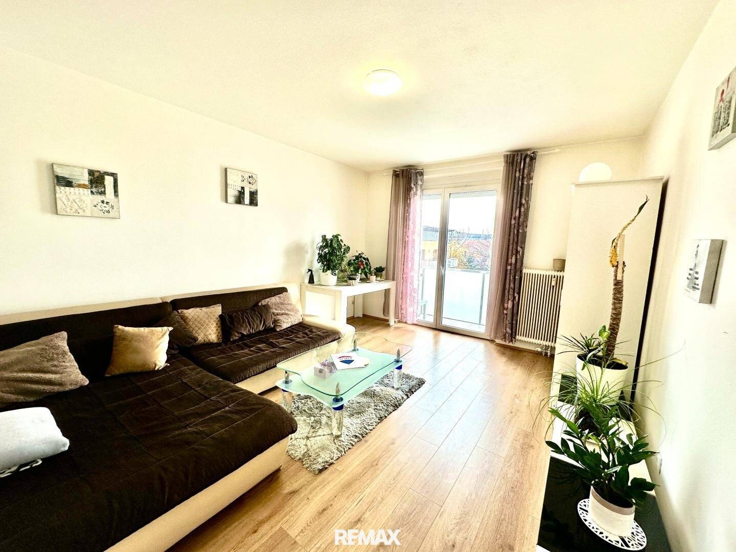 Modern furnished apartment with generous balcony