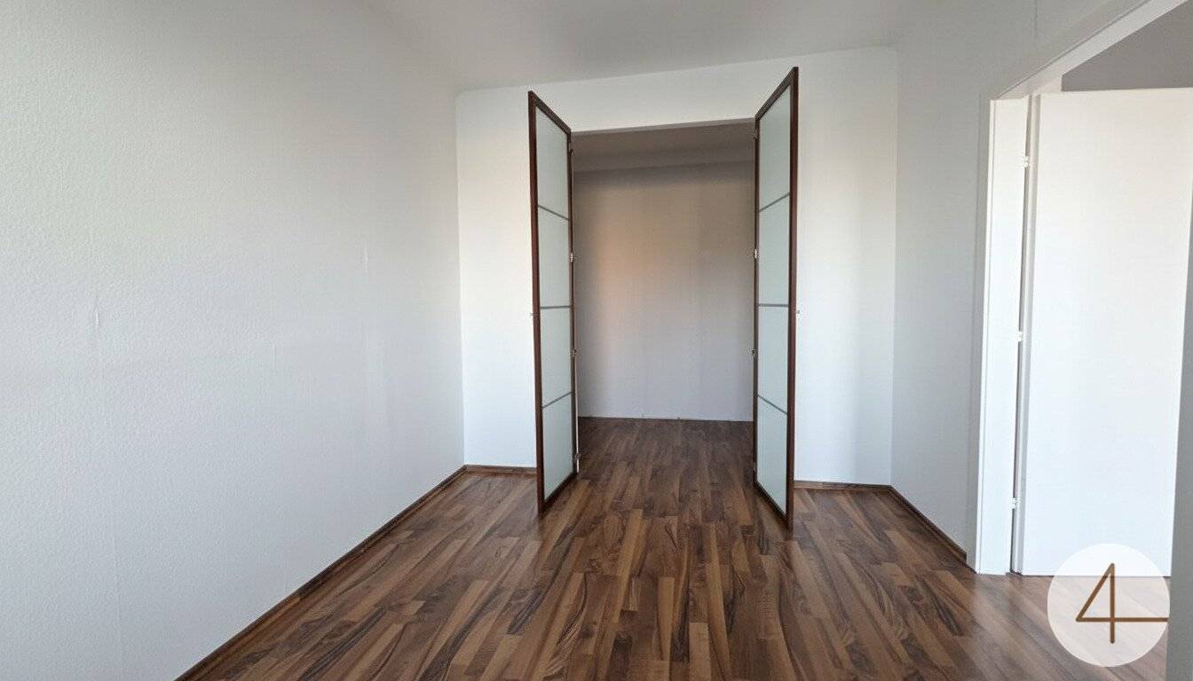 Apartment with loggia and city view near U6