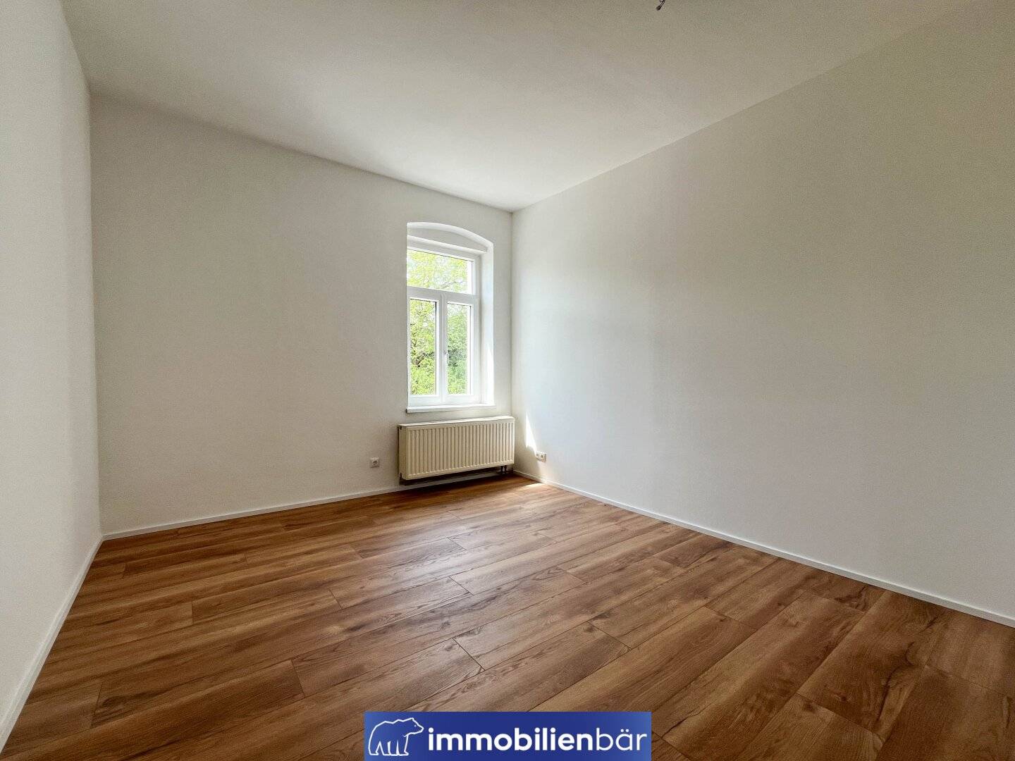 Altbauwohnung im Zentrum hell und gut geschnitten