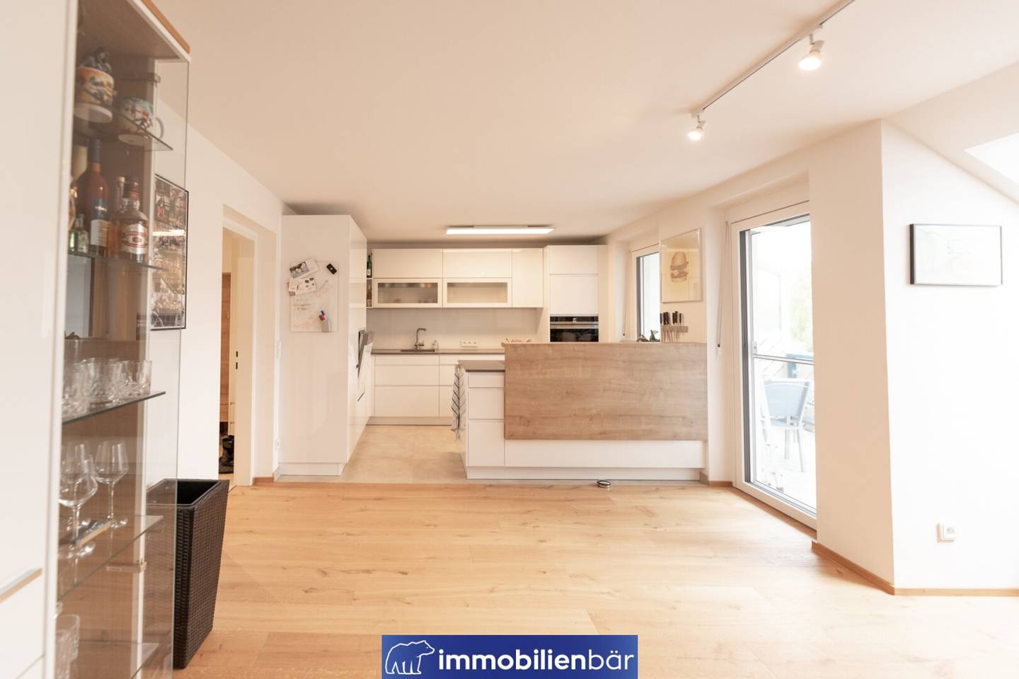 Dachgeschosswohnung im Zentrum Blick ins Grüne