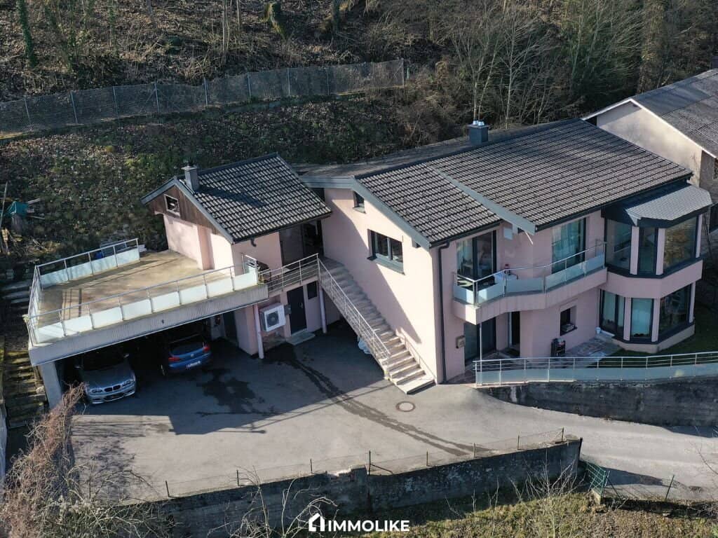 Zweifamilienhaus in Thalheim bei Wels mit Panoramablick & Dachterrasse