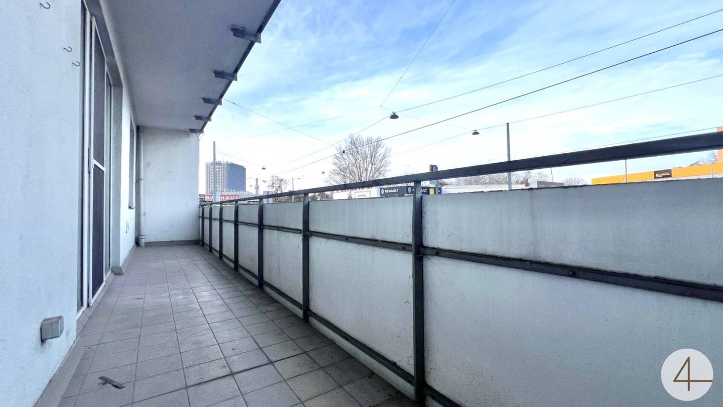 Apartment generous loggia near U6 Dresdner Street