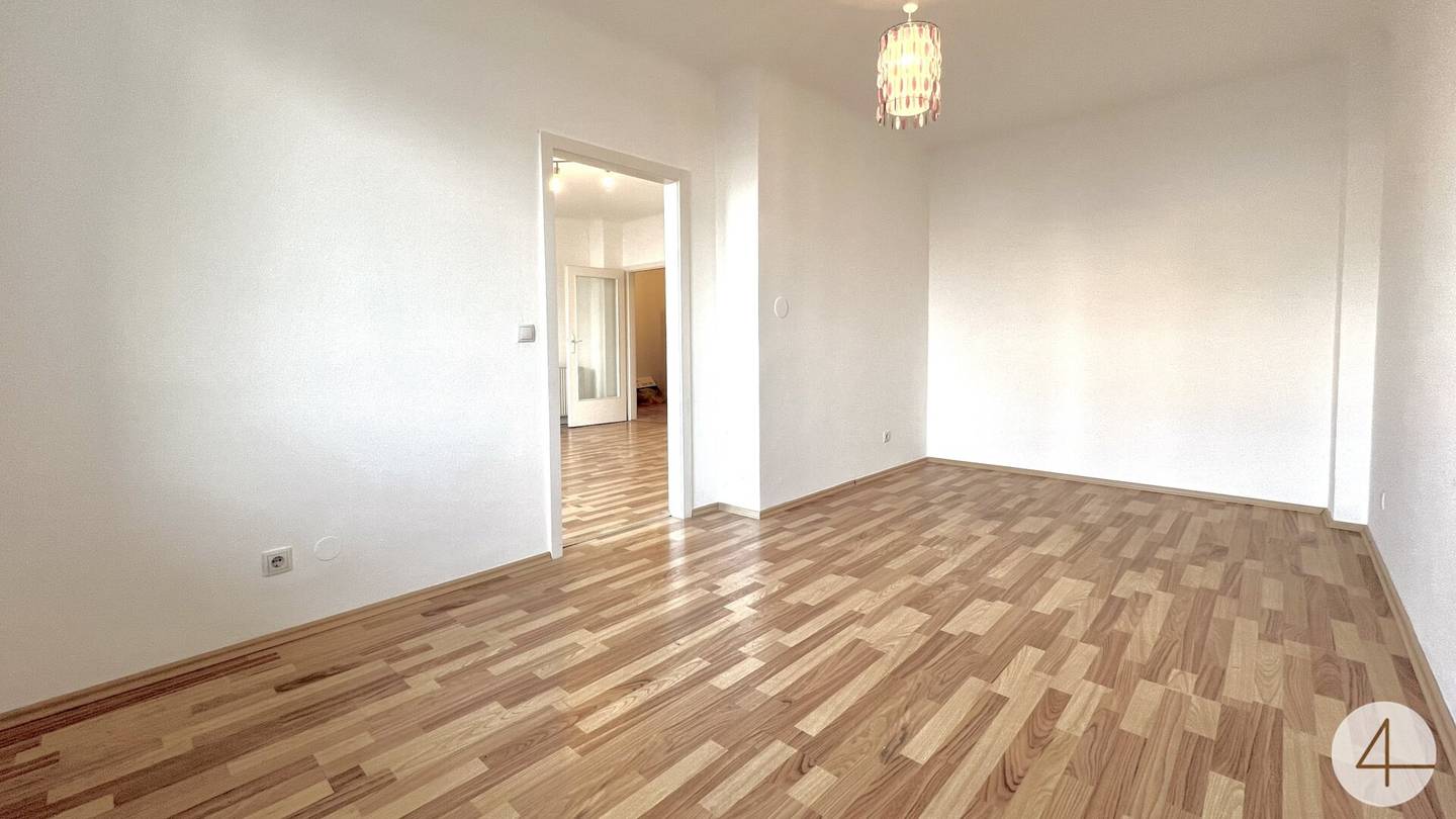 Apartment generous loggia near U6 Dresdner Street