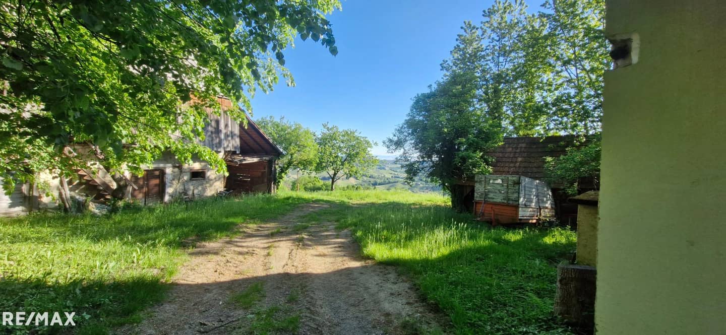 Landwirtschaftlicher Betrieb in Leutschach mit Panorama-Aussicht