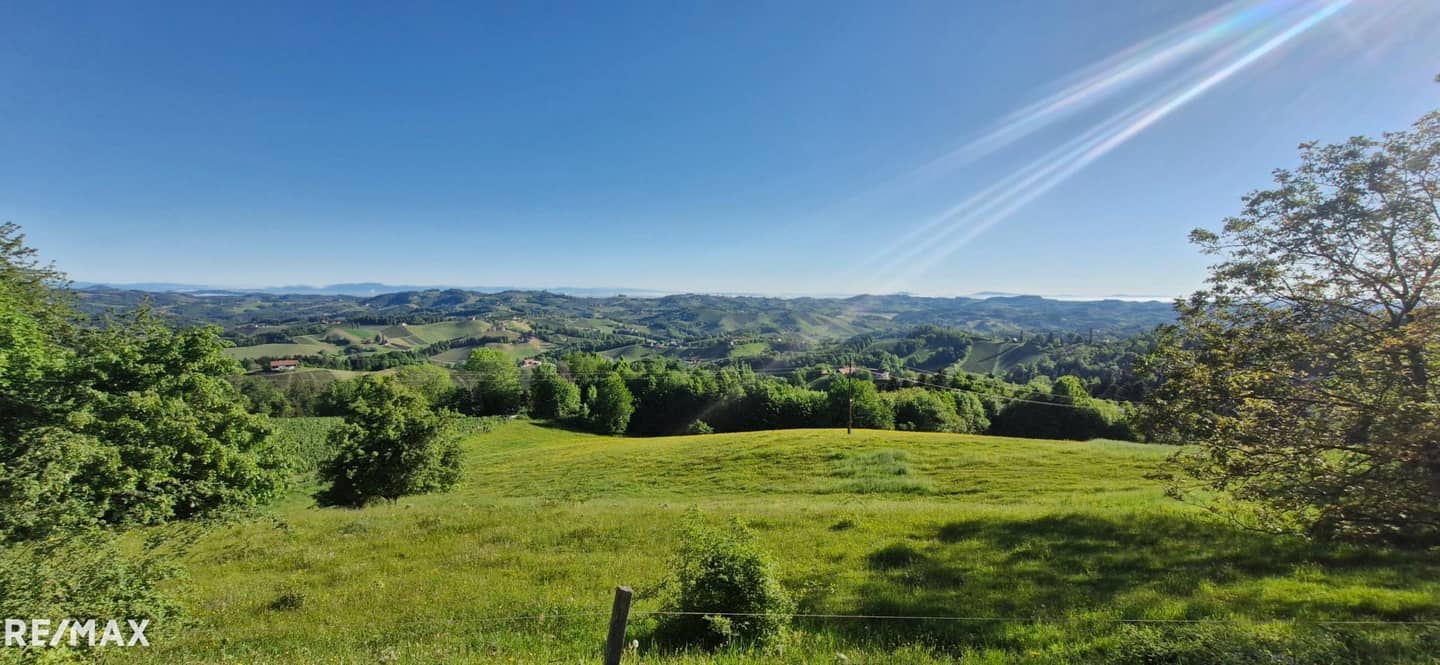 Landwirtschaftlicher Betrieb in Leutschach mit Panorama-Aussicht