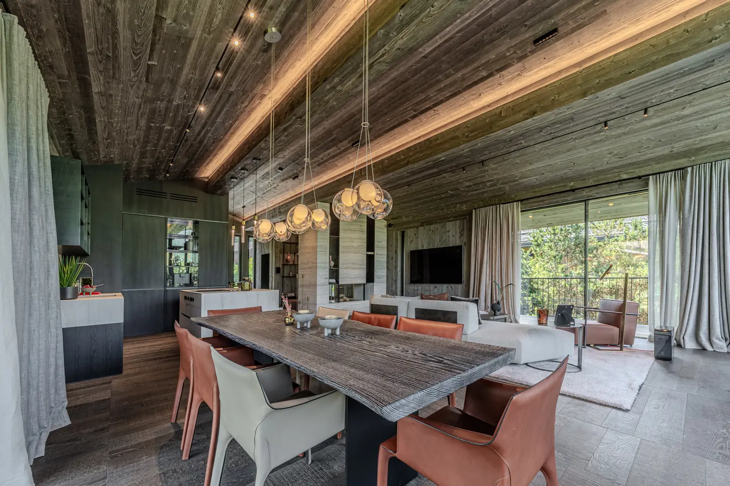 Apartment with unobstructed Kaiser view and private spa area and large terrace","de":"Wohnung mit unverbaubarem Kaiserblick und privatem Spabereich sowie großer Terrasse"},