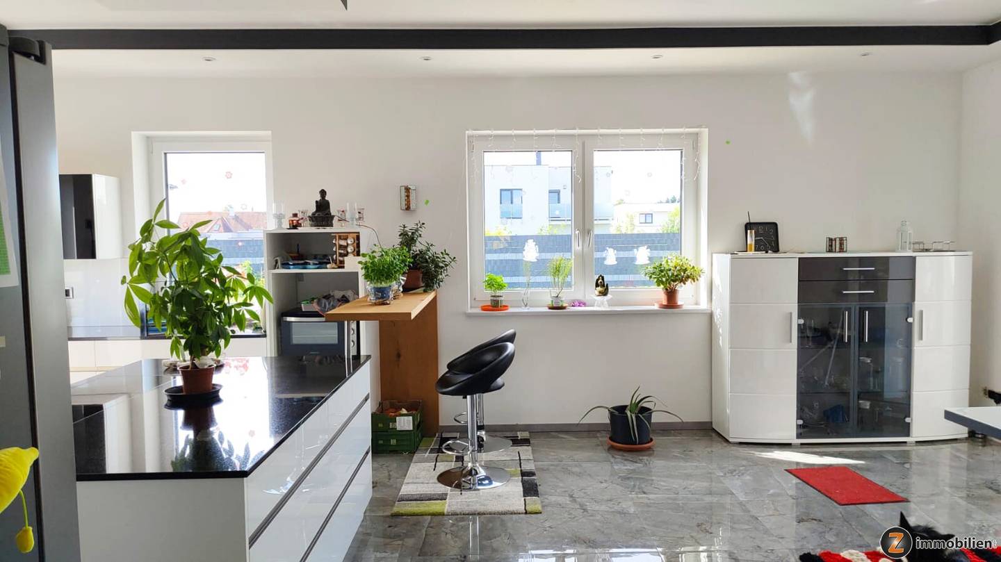 Urlaubsfeeling zu Haus im moderner Bungalow mit Pool in Grünruhelage