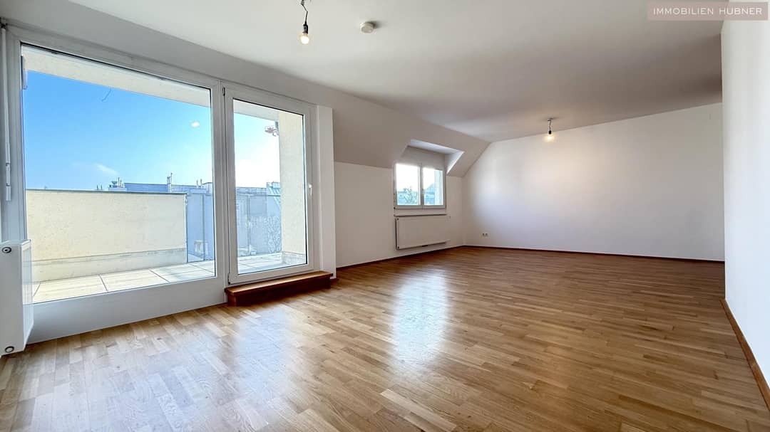 Attic apartment near Naschmarkt with terrace