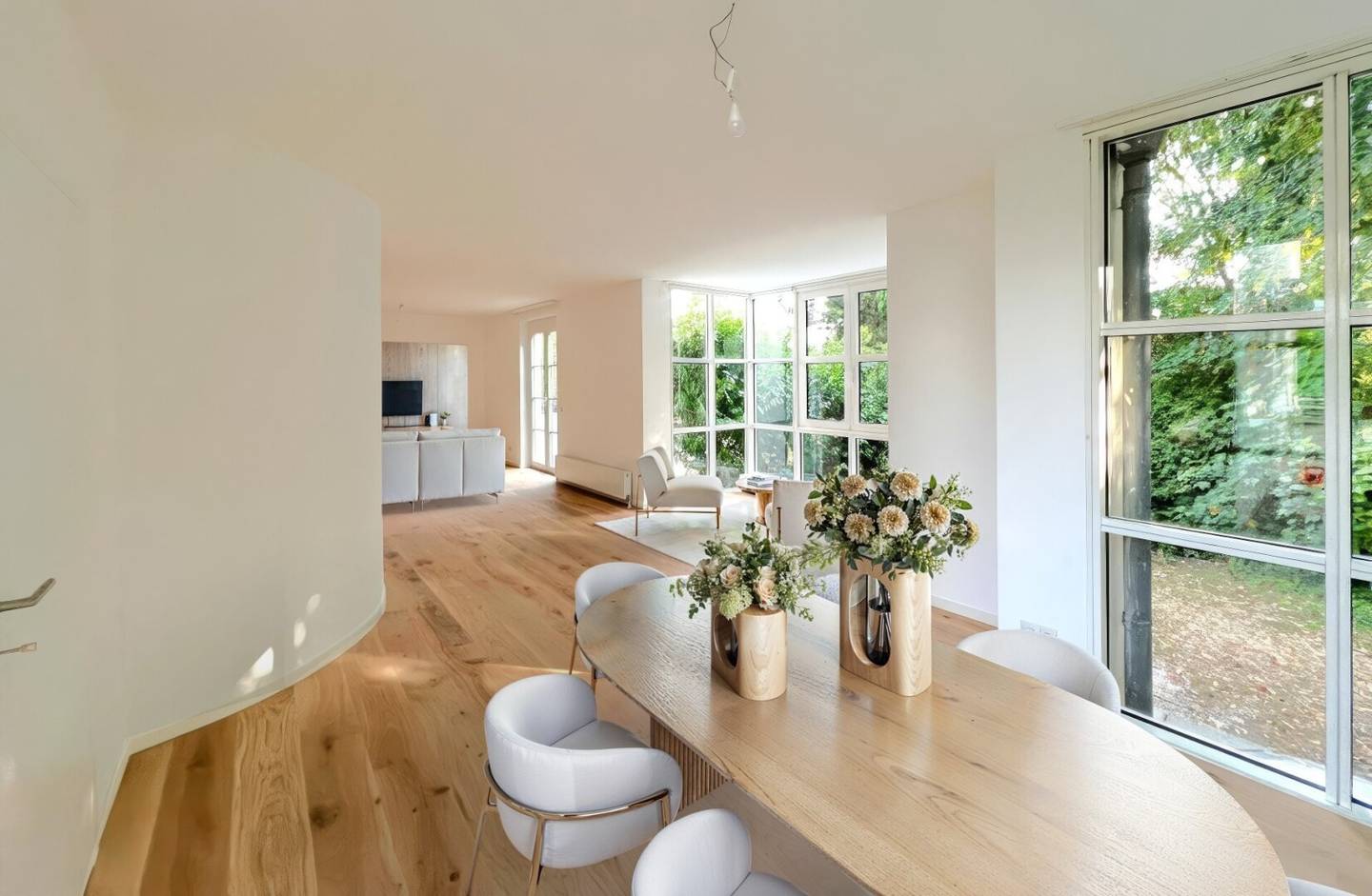 Apartment with garden including garage first occupancy