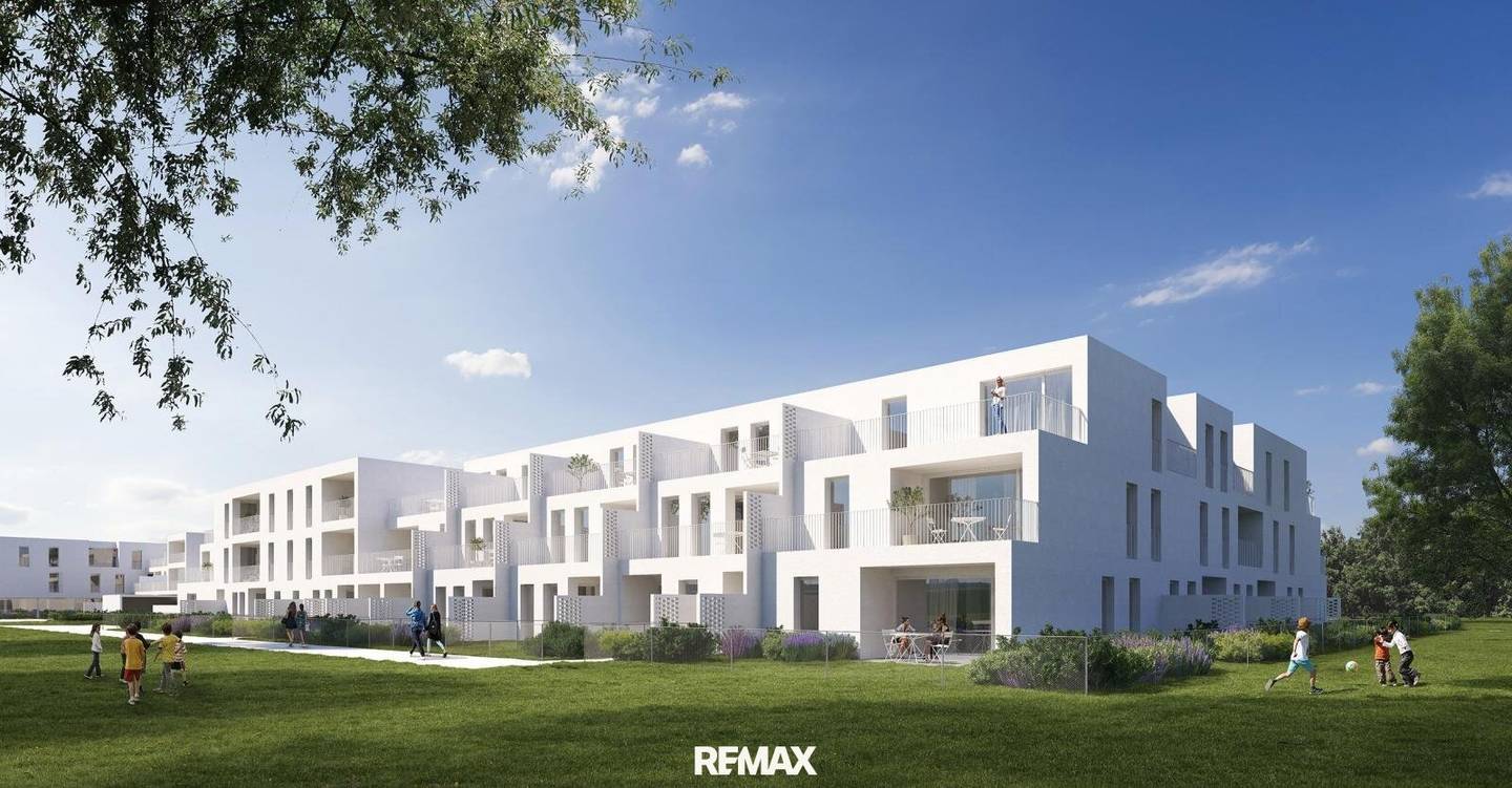Investor apartment with balcony in green setting
