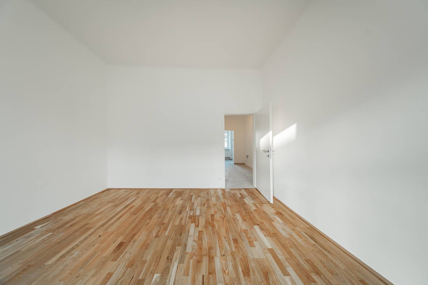 Klassische 2-Zimmer Altbau Wohnung am Meiselmarkt