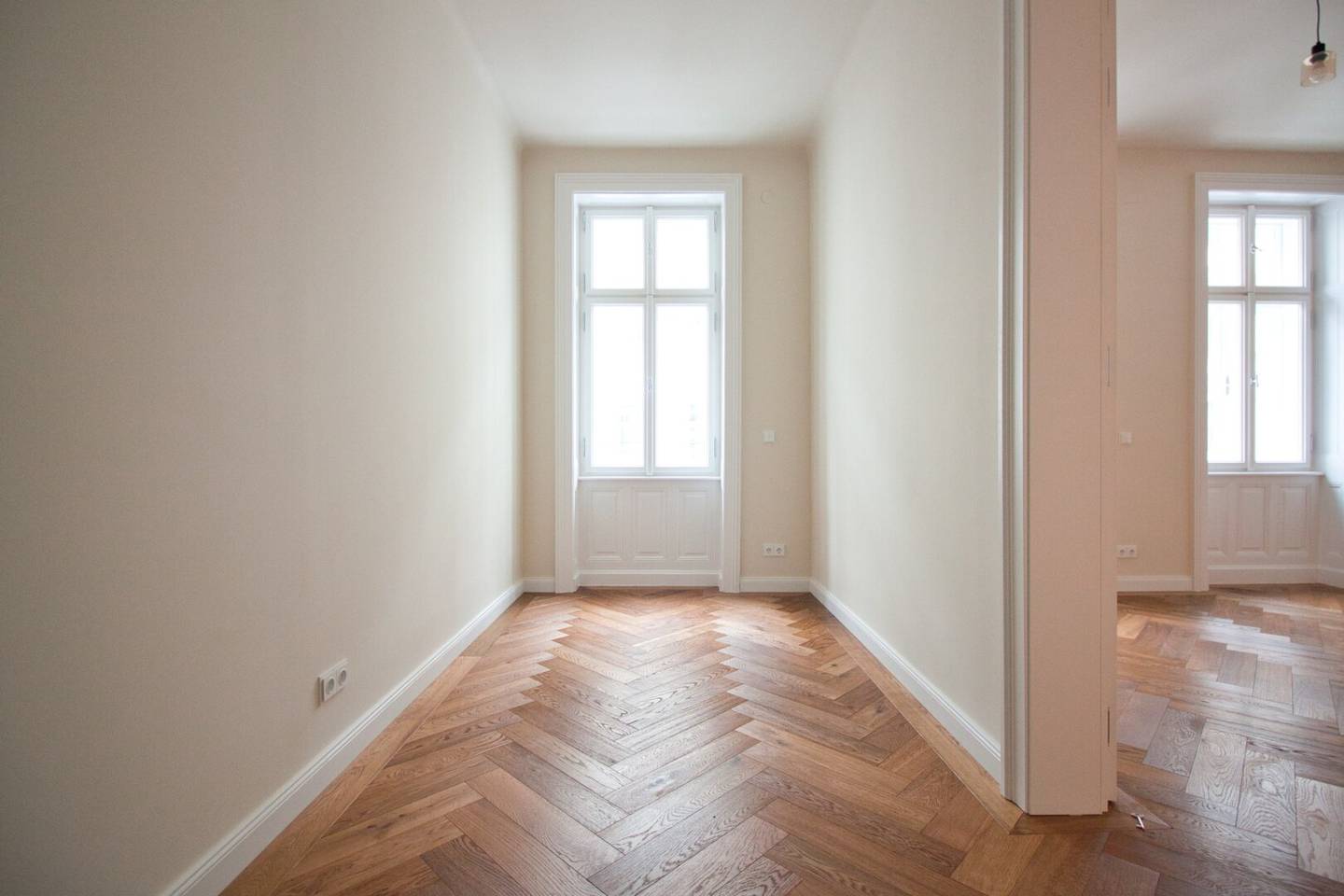 First occupancy bright apartment with fireplace