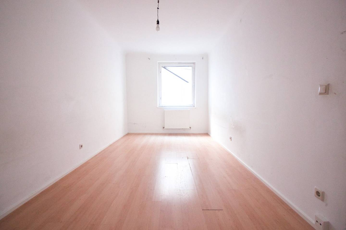 Etagenwohnung bright kitchen separate elevator