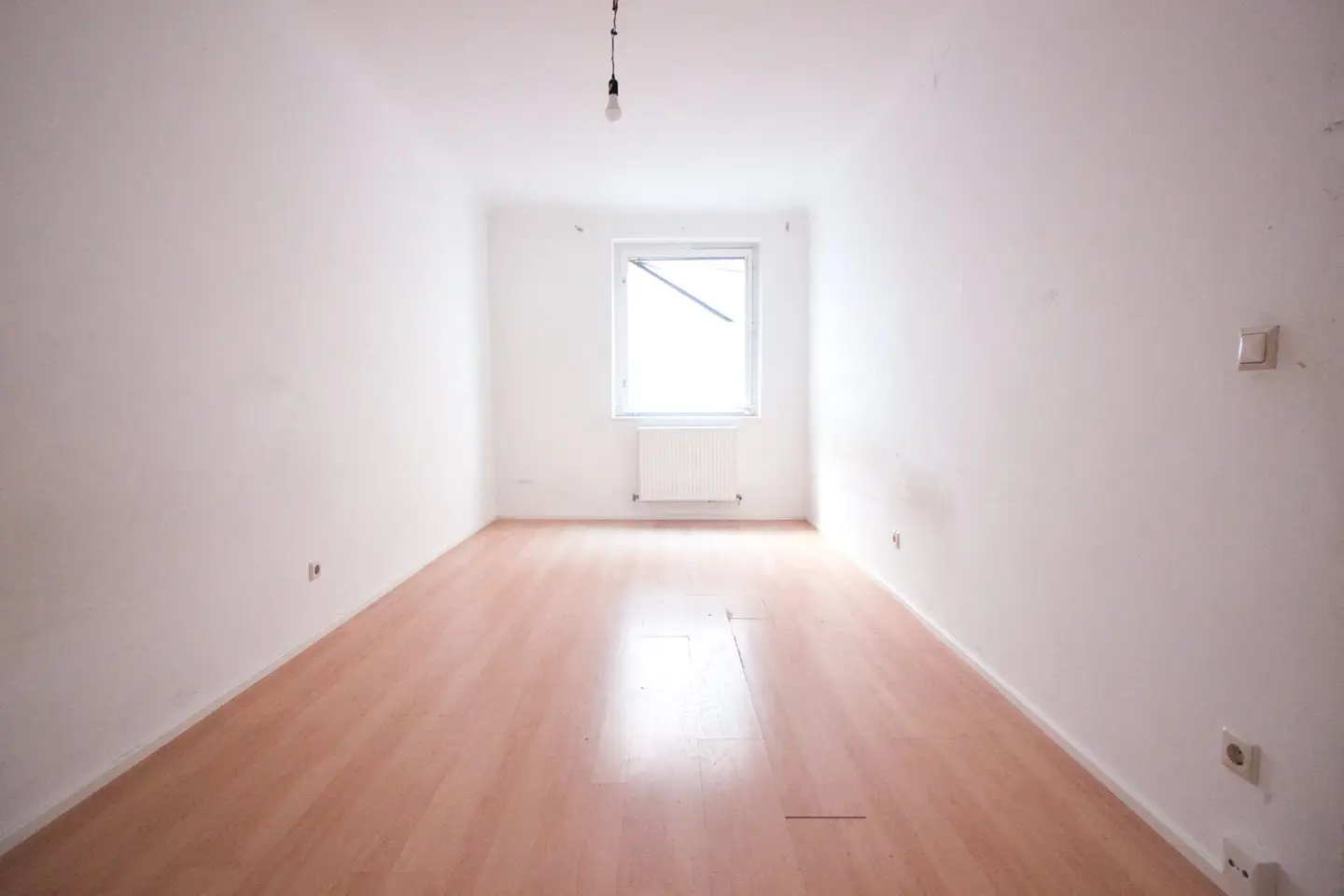 Etagenwohnung bright kitchen separate elevator