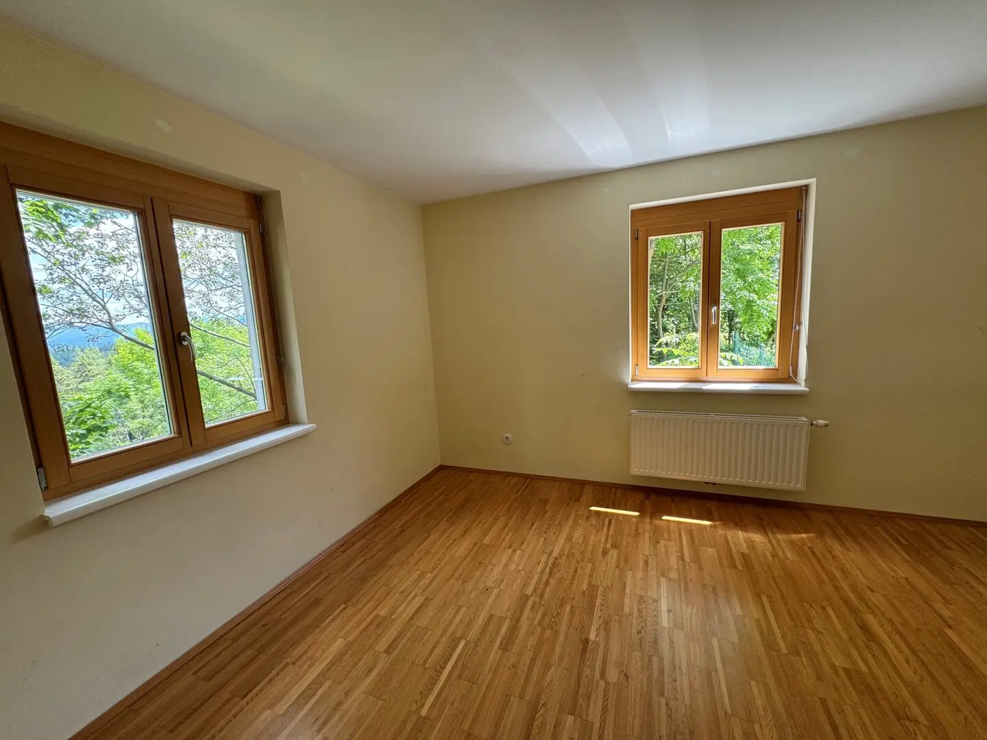 Garten-Terrassenwohnung in Fischbach – 3-Zimmer, 74 m², 800 m² Garten