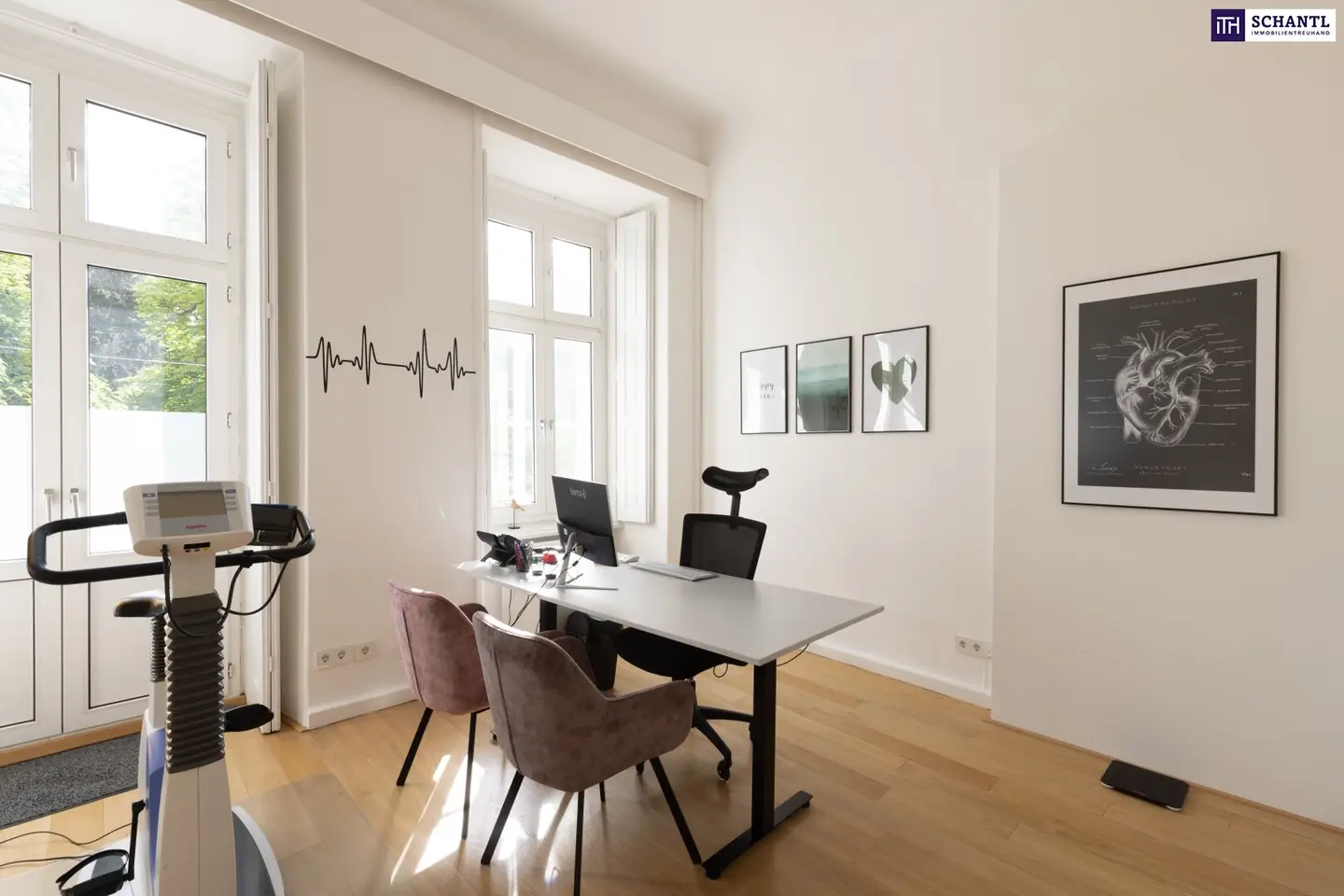 31.47 m² Practice Room with Balcony in Graz