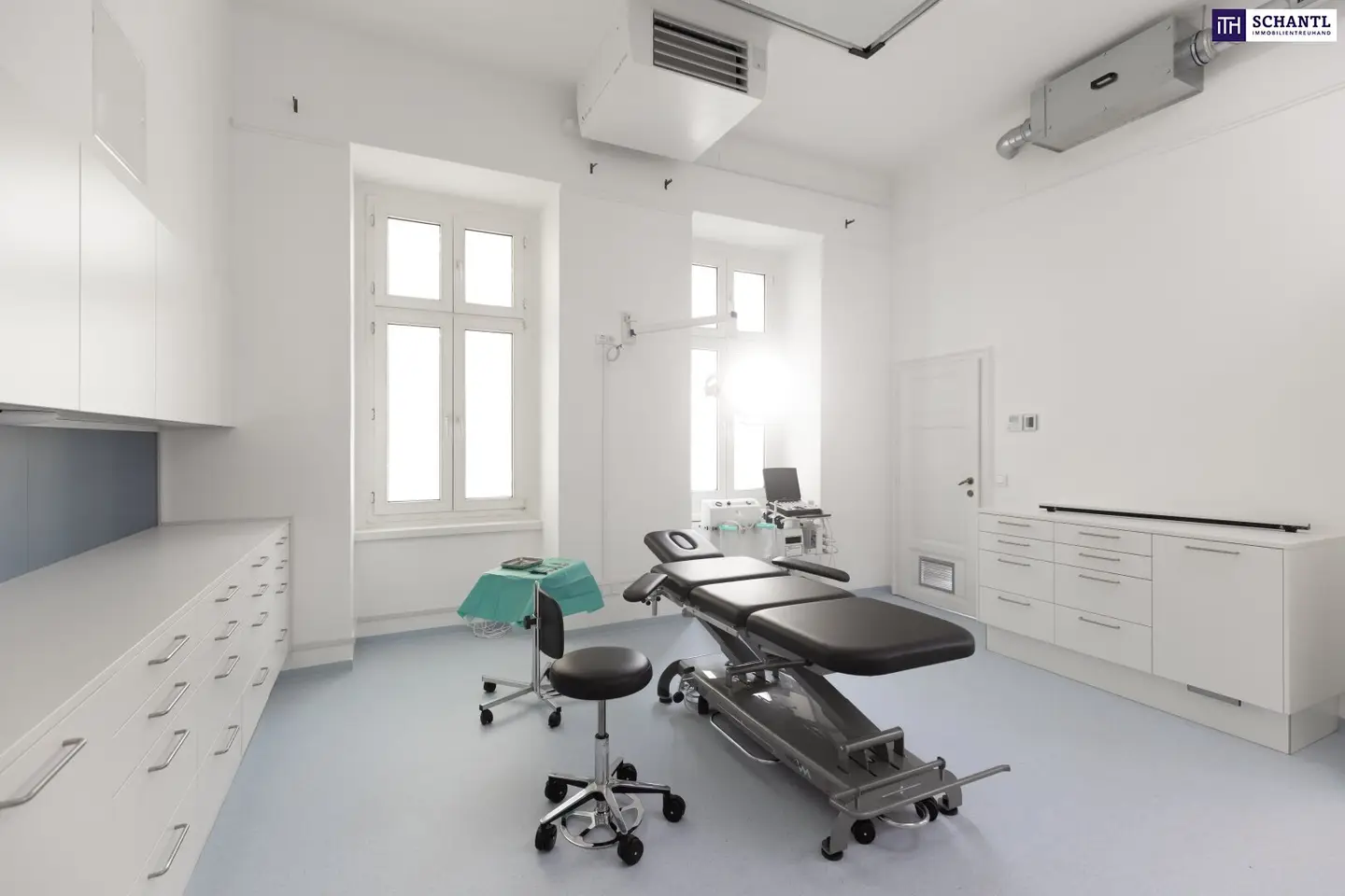 Medical Practice Room 34.61 m² in Graz