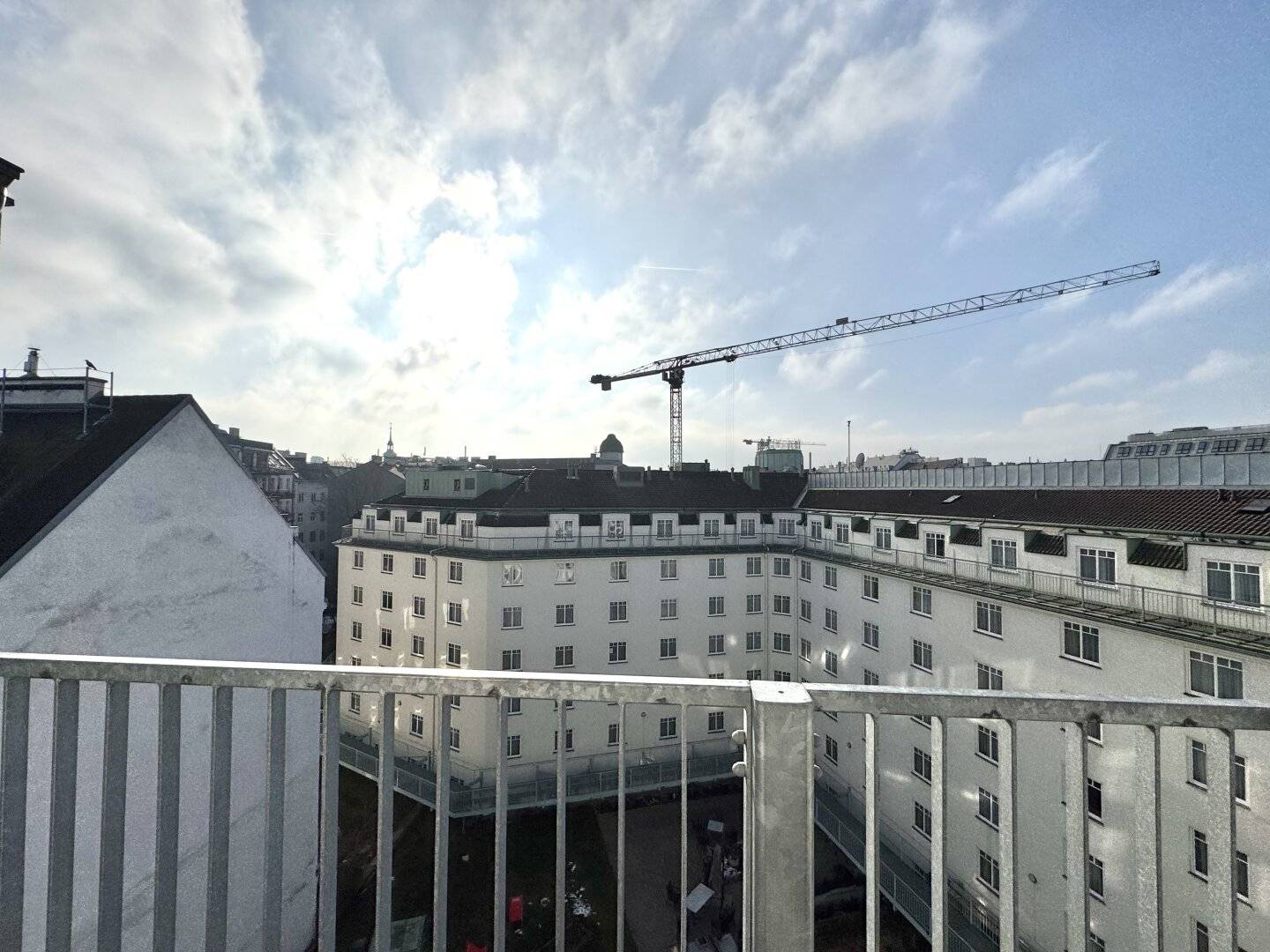 High quality investment apartment near U4 Pilgramgasse like new attic apartment