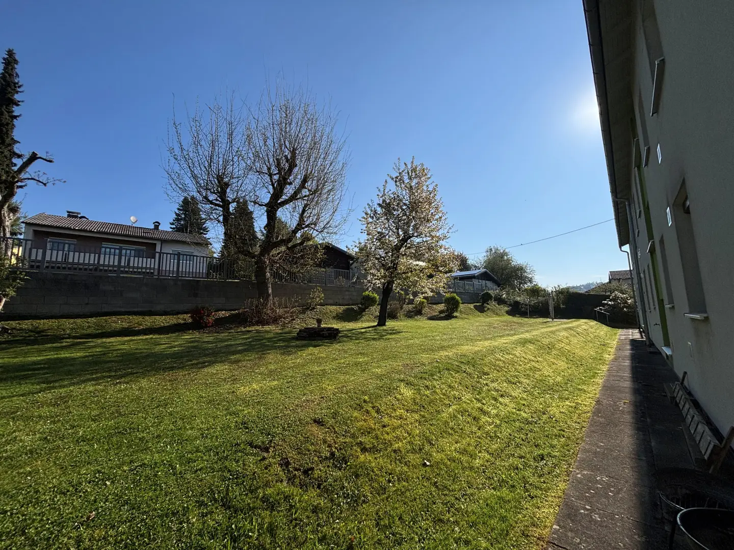 Apartment with balcony in central location