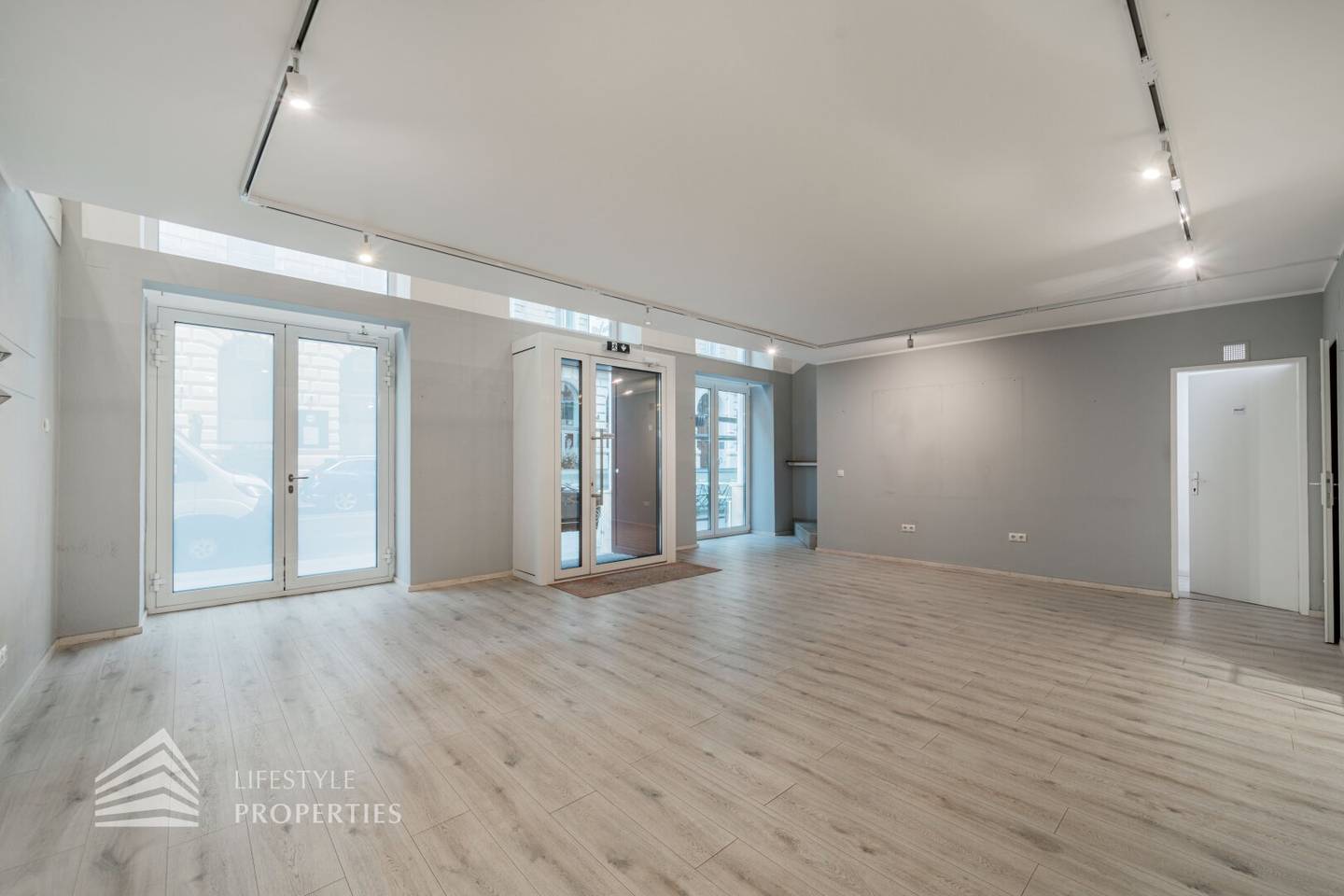 Repräsentables Büro/Praxis Nähe Stadtpark