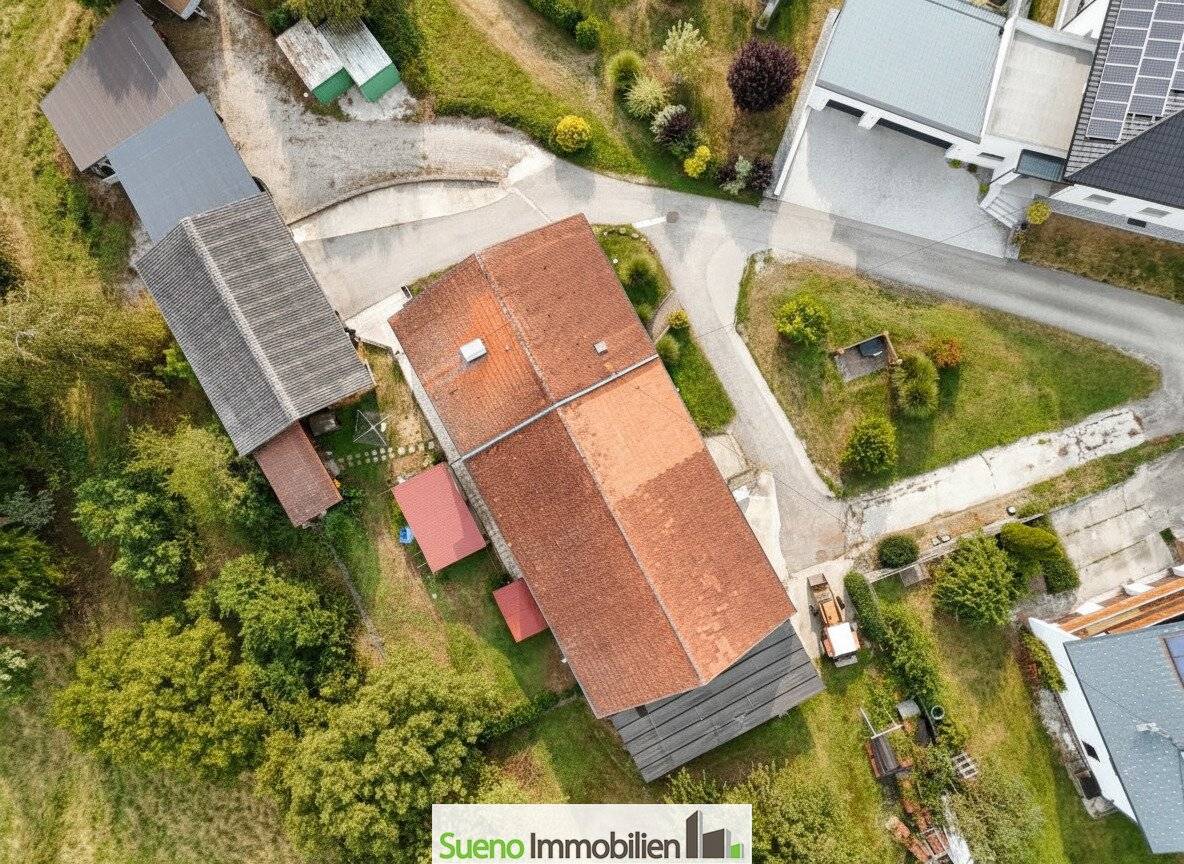 Sacherl/kleine Landwirtschaft in St. Agatha mit ca. 3 Hektar auch für Pferdehaltung geeignet