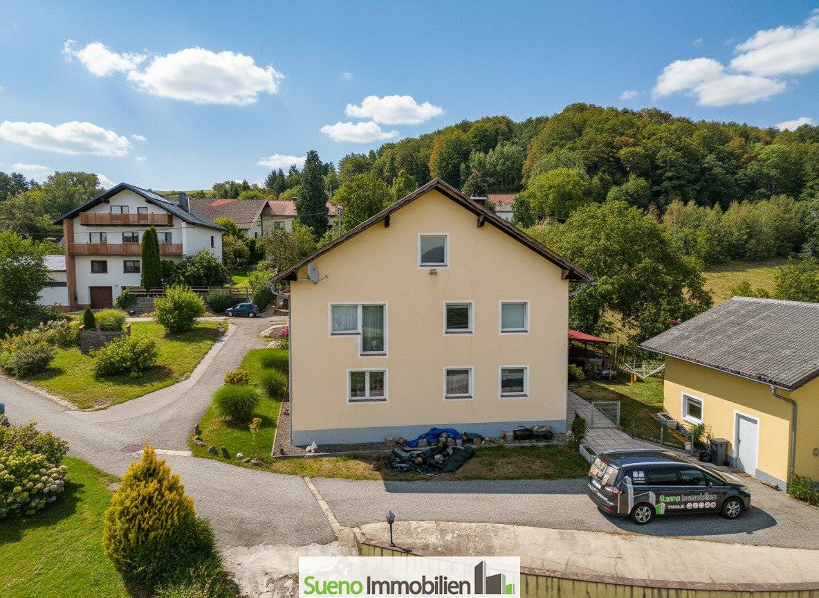 Sacherl/kleine Landwirtschaft in St. Agatha mit ca. 3 Hektar auch für Pferdehaltung geeignet