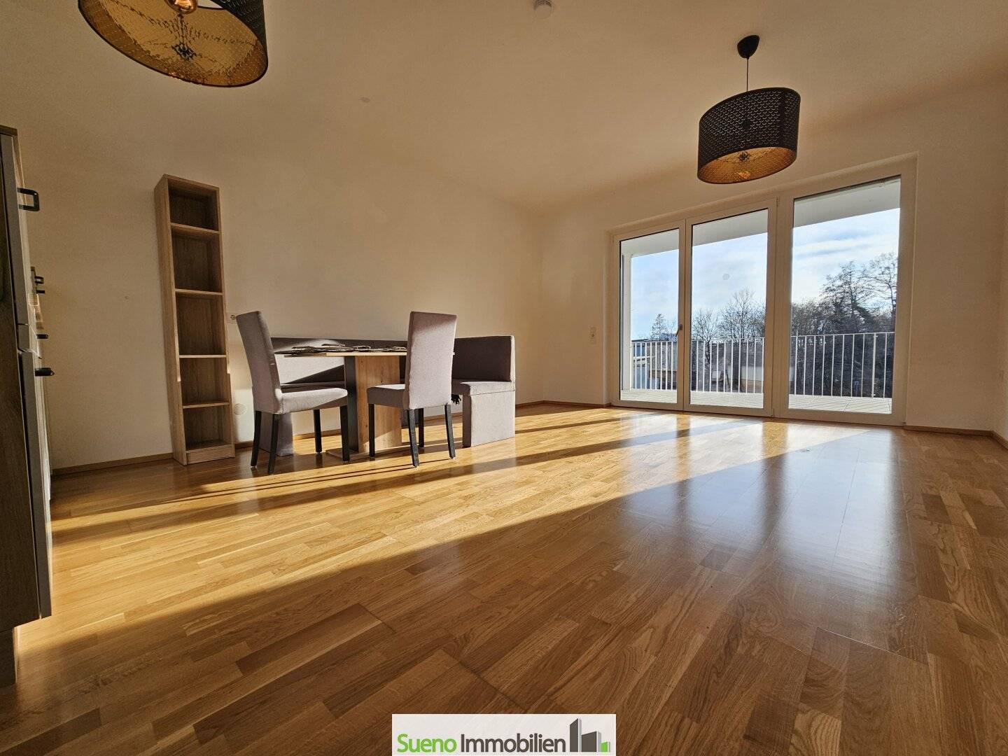 Neubau Wohnung mit großer Loggia und Tiefgarage