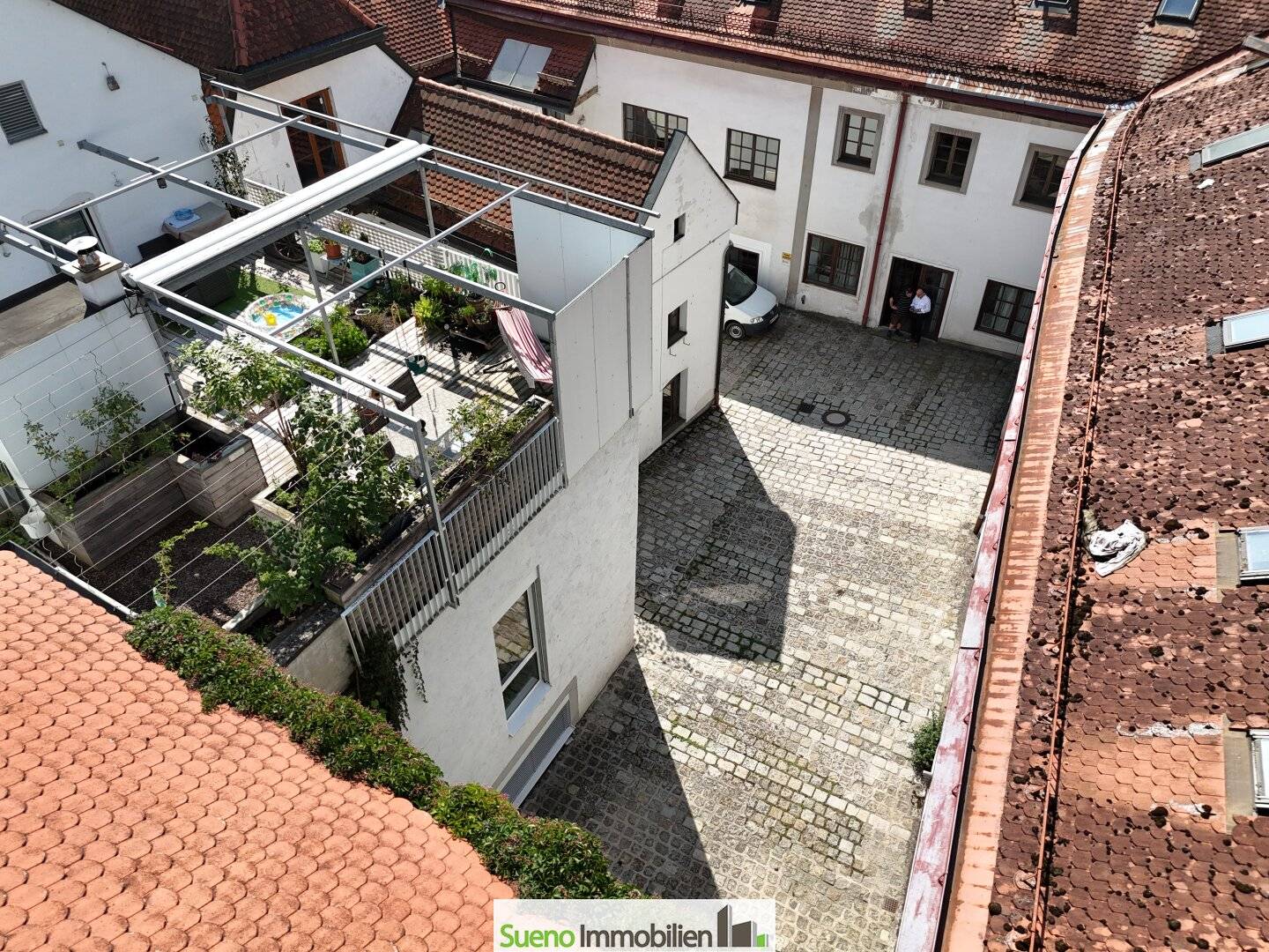 Größeres Zinshaus am Stadtplatz in Steyr – 11 Wohnungen und Gewerbe