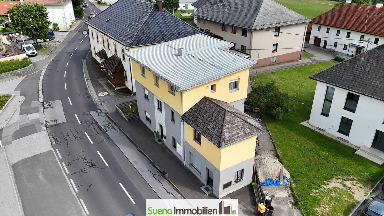 Zweifamilienhaus in Sandl mit 2 Einheiten und Garage, zentral gelegen