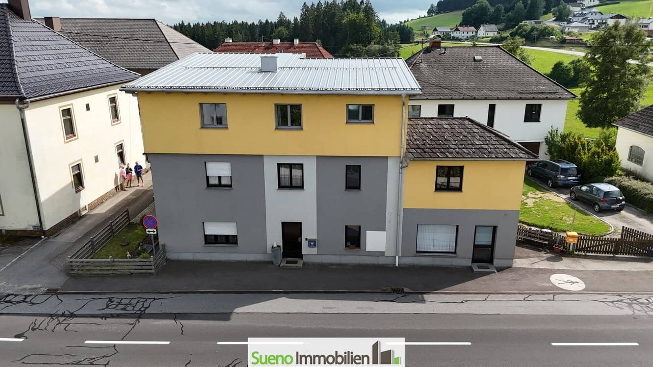 Zweifamilienhaus in Sandl mit 2 Einheiten und Garage, zentral gelegen