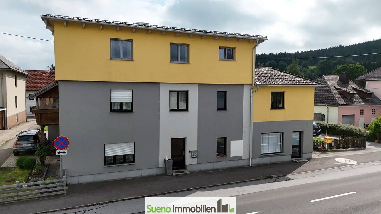 Zweifamilienhaus in Sandl mit 2 Einheiten und Garage, zentral gelegen