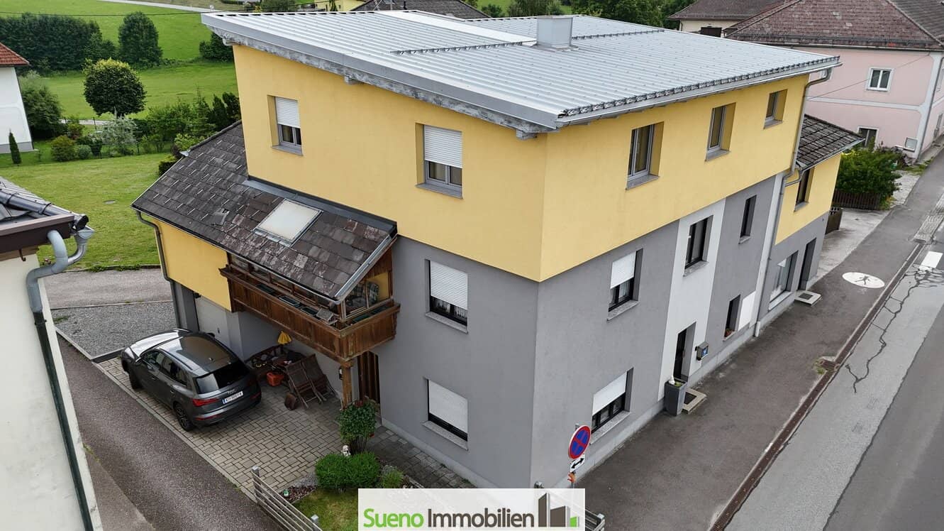 Zweifamilienhaus in Sandl mit 2 Einheiten und Garage, zentral gelegen