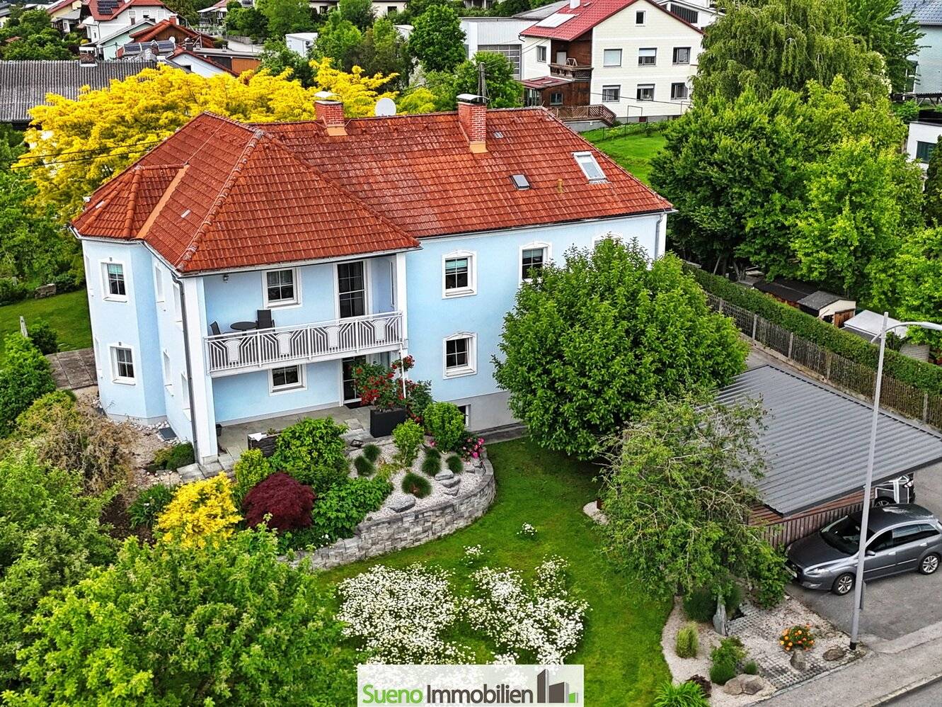 Wohn-TRAUM auf 2 Ebenen mit Pool u großem Grund! Gepflegt, großzügig, sofort bezugsbereit!