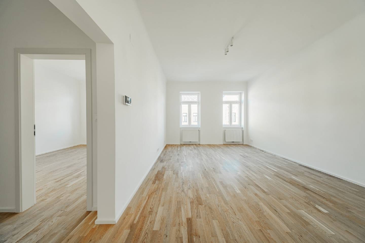 Classic style historic apartment at Meiselmarkt